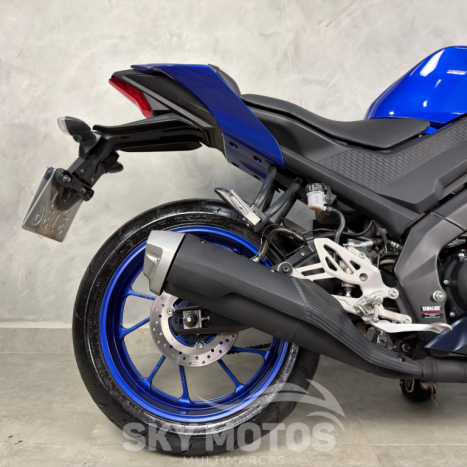 YAMAHA R 15 , Foto 2