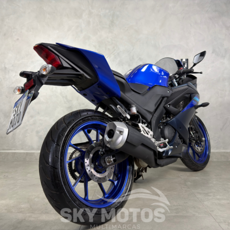YAMAHA R 15 , Foto 7