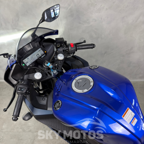 YAMAHA R 15 , Foto 8