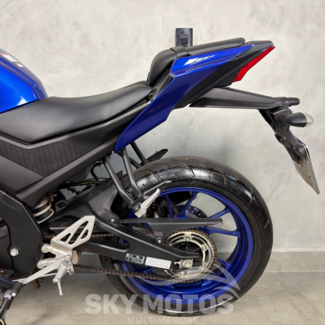 YAMAHA R 15 , Foto 9