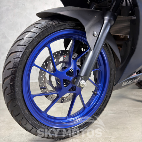 YAMAHA R 15 , Foto 16