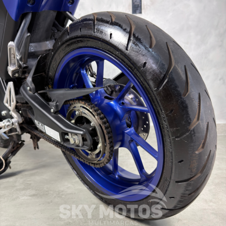 YAMAHA R 15 , Foto 19
