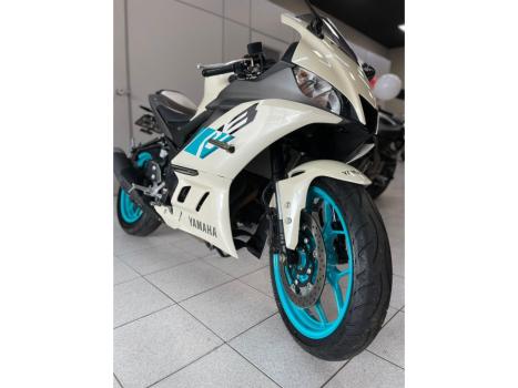 YAMAHA R 320 , Foto 3