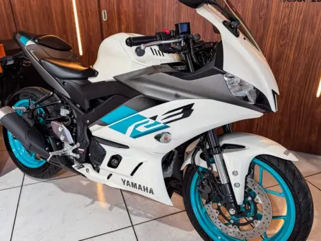 YAMAHA R 320 , Foto 3