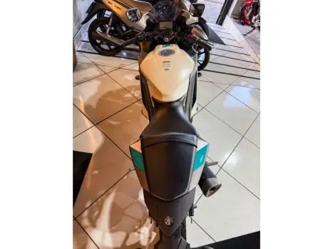 YAMAHA R 320 , Foto 13