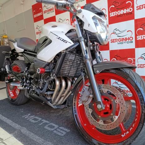 YAMAHA XJ6 600 F, Foto 5