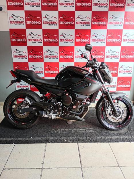 YAMAHA XJ6 600 F, Foto 1