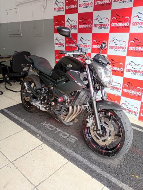 YAMAHA XJ6 600 F, Foto 4
