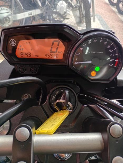 YAMAHA XJ6 600 F, Foto 5