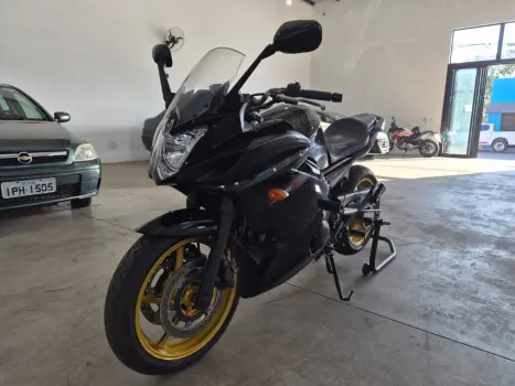 YAMAHA XJ6 600 F, Foto 2