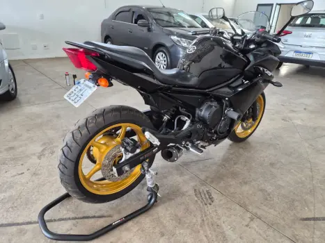 YAMAHA XJ6 600 F, Foto 6