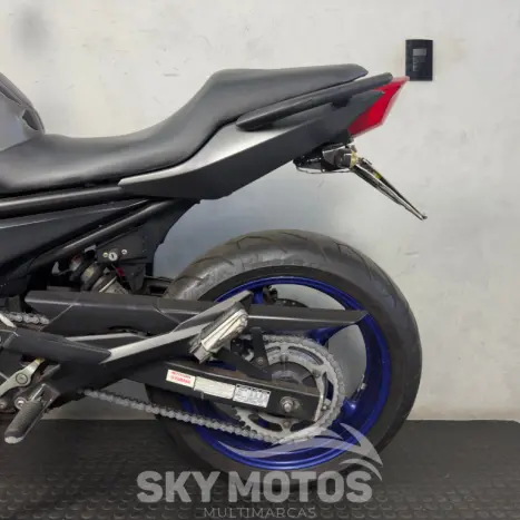 YAMAHA XJ6 600 N, Foto 17 YAMAHA XJ6 600 N, Foto 17