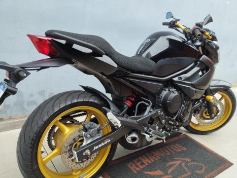 YAMAHA XJ6 600 N, Foto 8