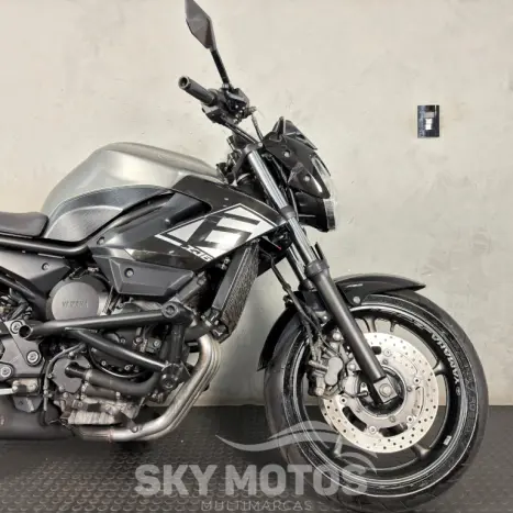 YAMAHA XJ6 600 N, Foto 3