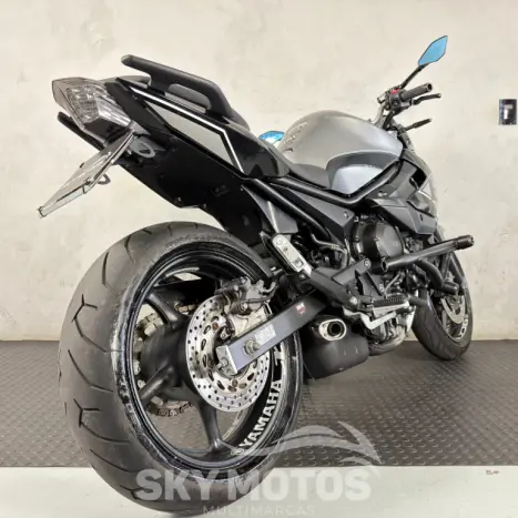 YAMAHA XJ6 600 N, Foto 7