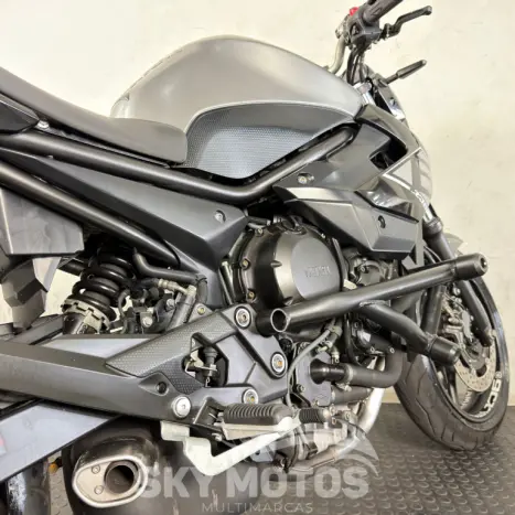 YAMAHA XJ6 600 N, Foto 8