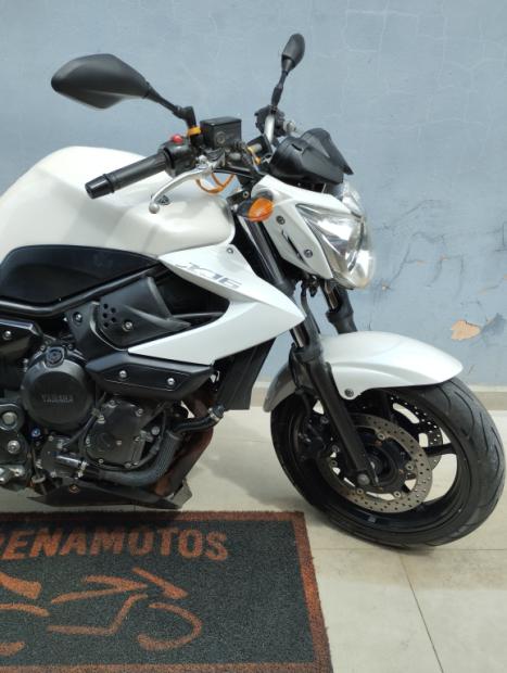 YAMAHA XJ6 600 N, Foto 5