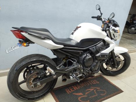 YAMAHA XJ6 600 N, Foto 6