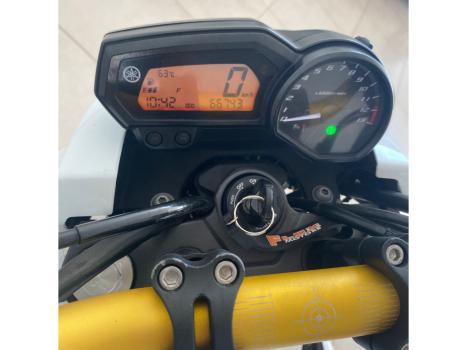 YAMAHA XJ6 600 N, Foto 5