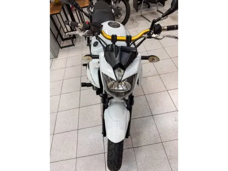 YAMAHA XJ6 600 N, Foto 4