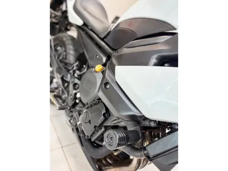 YAMAHA XJ6 600 N, Foto 9