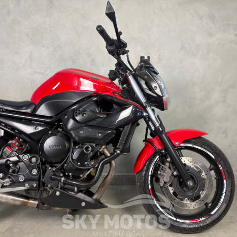 YAMAHA XJ6 600 N, Foto 3