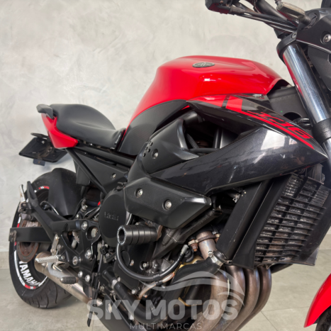 YAMAHA XJ6 600 N, Foto 6