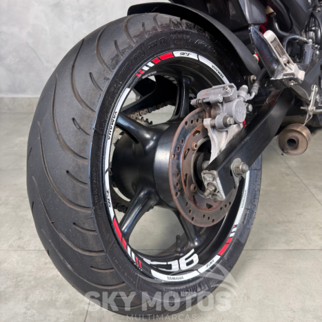 YAMAHA XJ6 600 N, Foto 9
