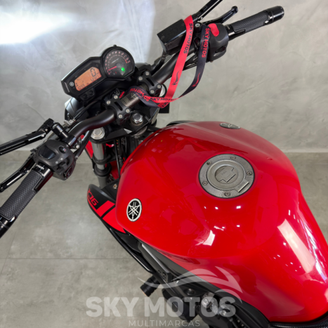 YAMAHA XJ6 600 N, Foto 10