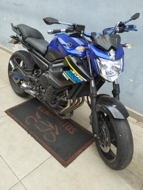 YAMAHA XJ6 600 N, Foto 4