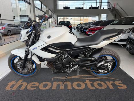 YAMAHA XJ6 600 N, Foto 6