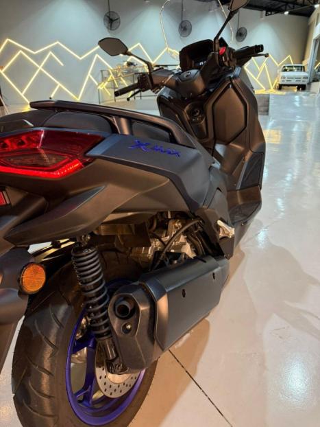 YAMAHA Xmax 250 , Foto 9