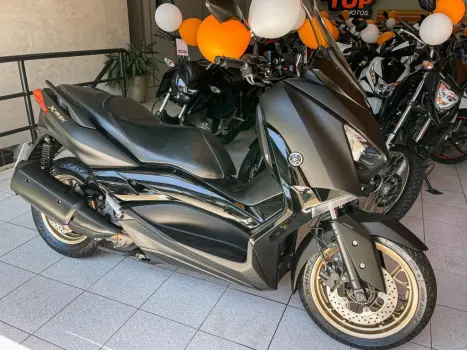 YAMAHA Xmax 250 , Foto 3