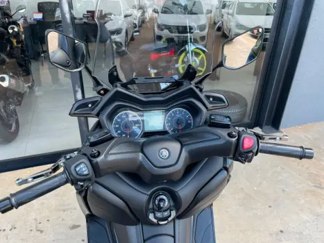 YAMAHA Xmax 250 , Foto 14