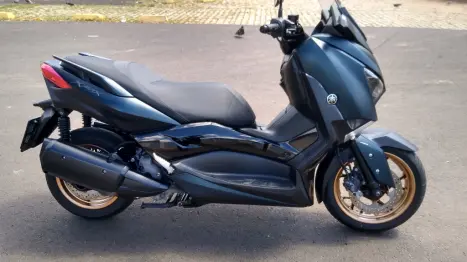 YAMAHA XMax 250 , Foto 2