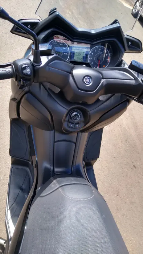 YAMAHA XMax 250 , Foto 3