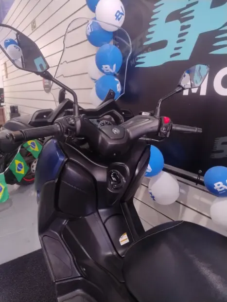 YAMAHA XMax 250 , Foto 12