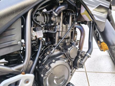 YAMAHA XT 660 R , Foto 3