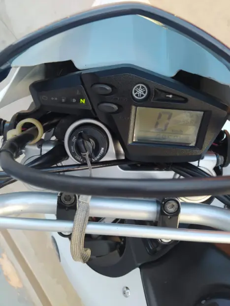 YAMAHA XT 660 R , Foto 8