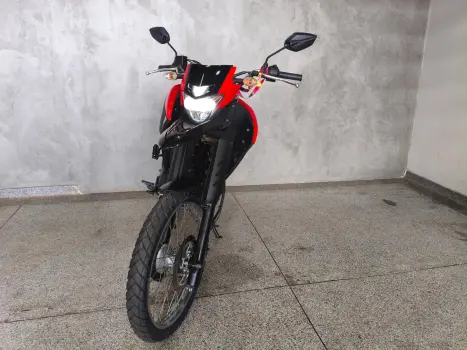 YAMAHA XTZ 250 LANDER, Foto 5