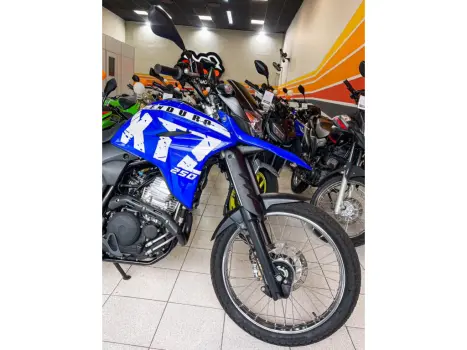 YAMAHA XTZ 250 LANDER, Foto 2