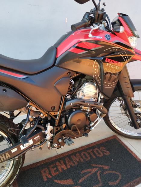 YAMAHA XTZ 250 LANDER, Foto 5