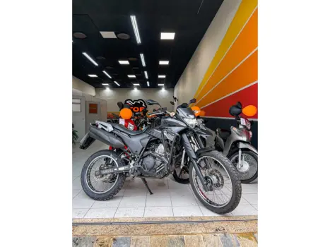 YAMAHA XTZ 250 LANDER, Foto 5