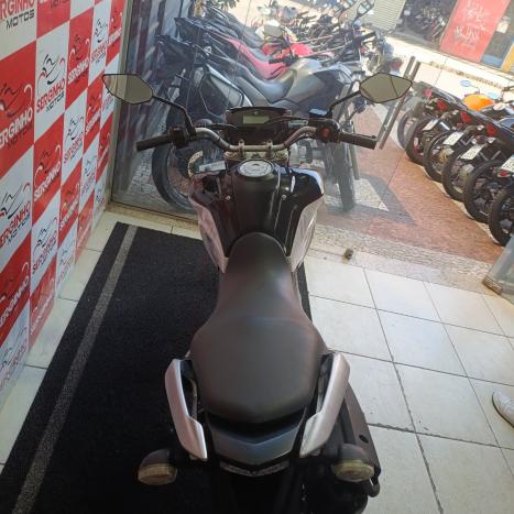 YAMAHA XTZ 250 LANDER, Foto 5