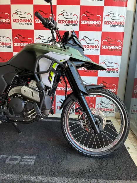 YAMAHA XTZ 250 LANDER, Foto 4