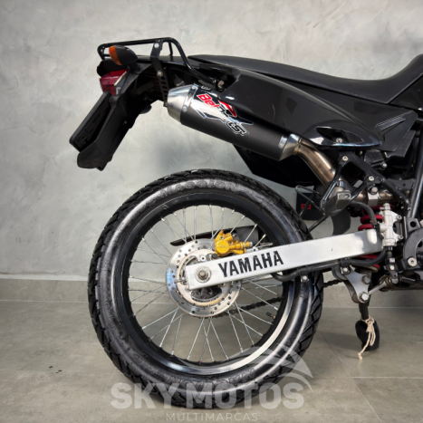 YAMAHA XTZ 250 LANDER, Foto 2