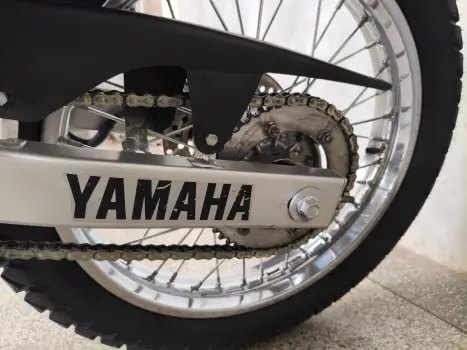 YAMAHA XTZ 250 LANDER, Foto 11