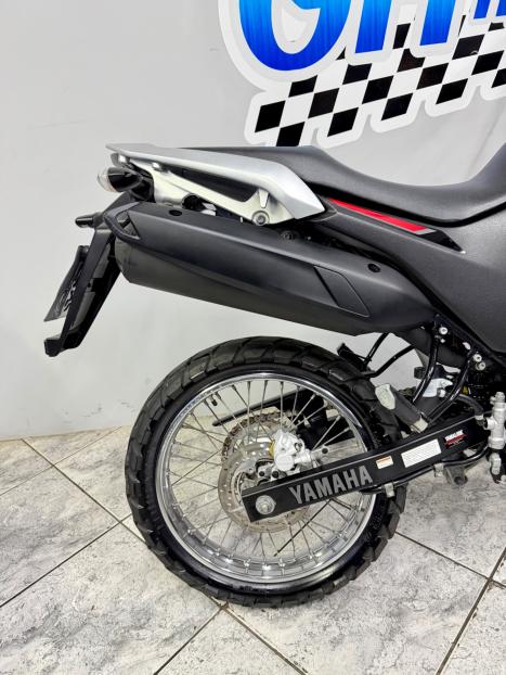 YAMAHA XTZ 250 LANDER, Foto 4