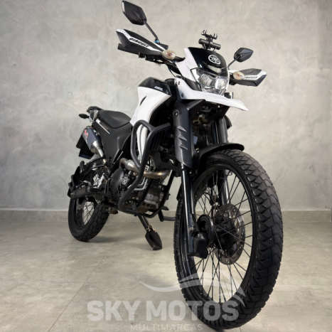 YAMAHA XTZ 250 LANDER, Foto 4