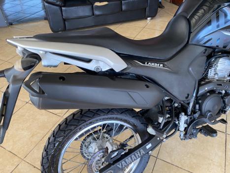 YAMAHA XTZ 250 LANDER, Foto 4